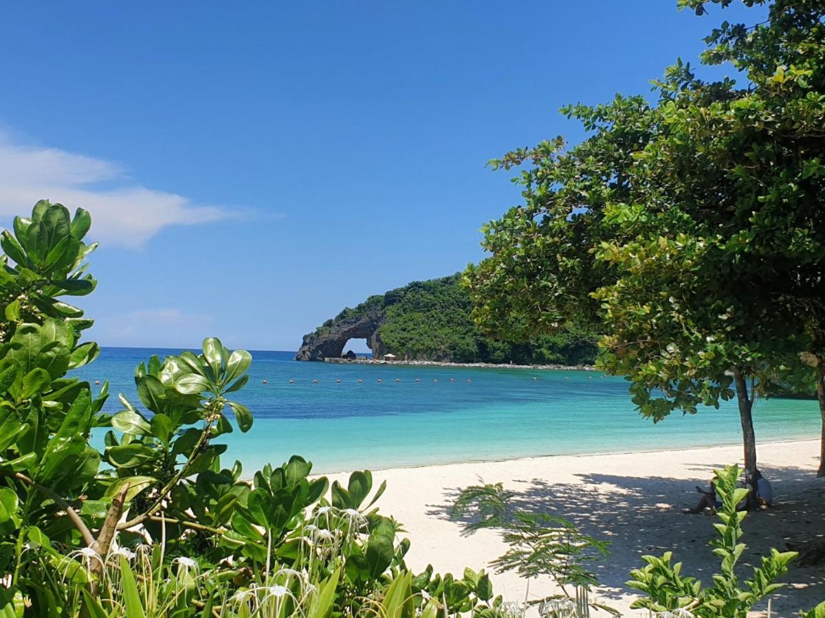 Fairways And Bluewater Boracay Hotel Balabag  Екстериор снимка