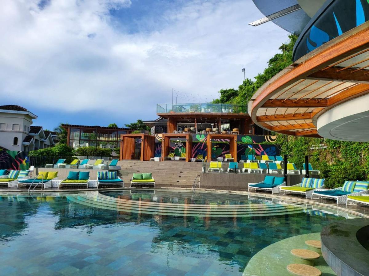 Fairways And Bluewater Boracay Hotel Balabag  Екстериор снимка