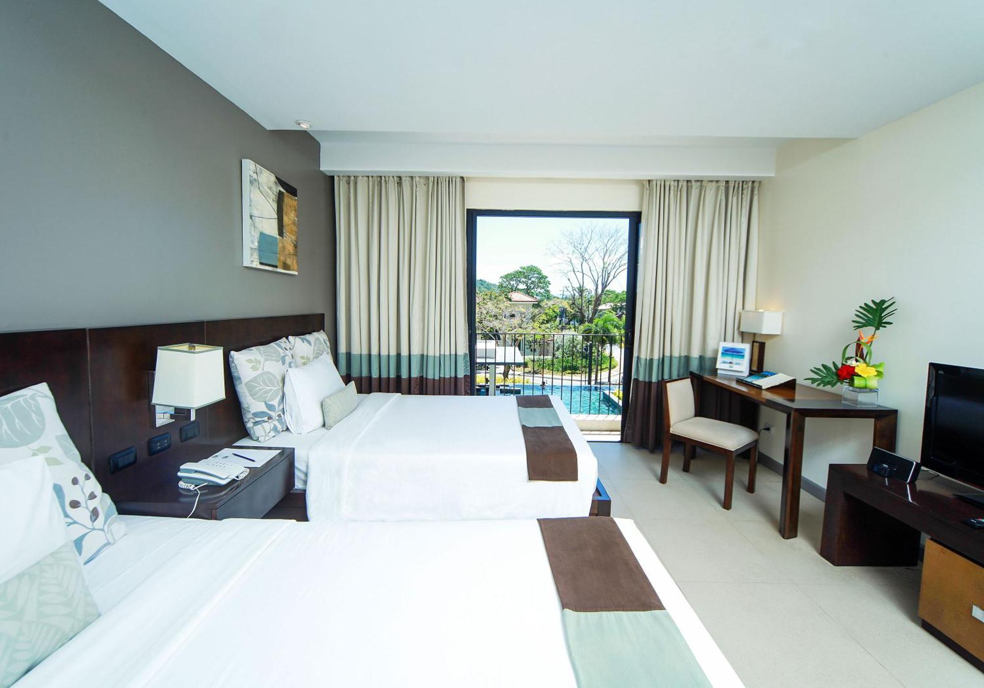 Fairways And Bluewater Boracay Hotel Balabag  Стая снимка