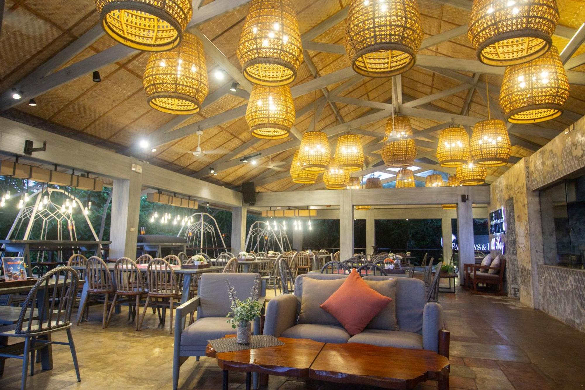 Fairways And Bluewater Boracay Hotel Balabag  Екстериор снимка